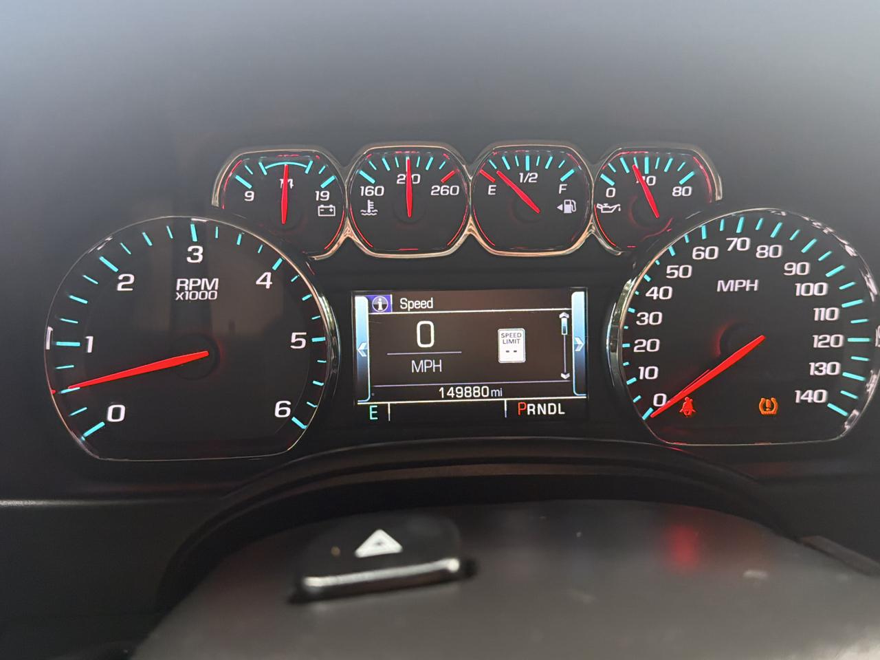 Chevrolet Suburban LT 4WD 2019