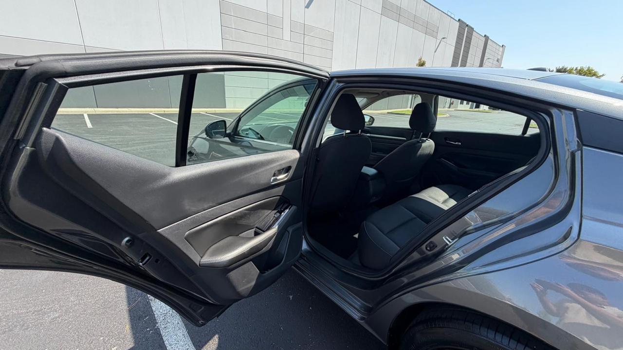 Nissan Altima 2.5 SV 2022