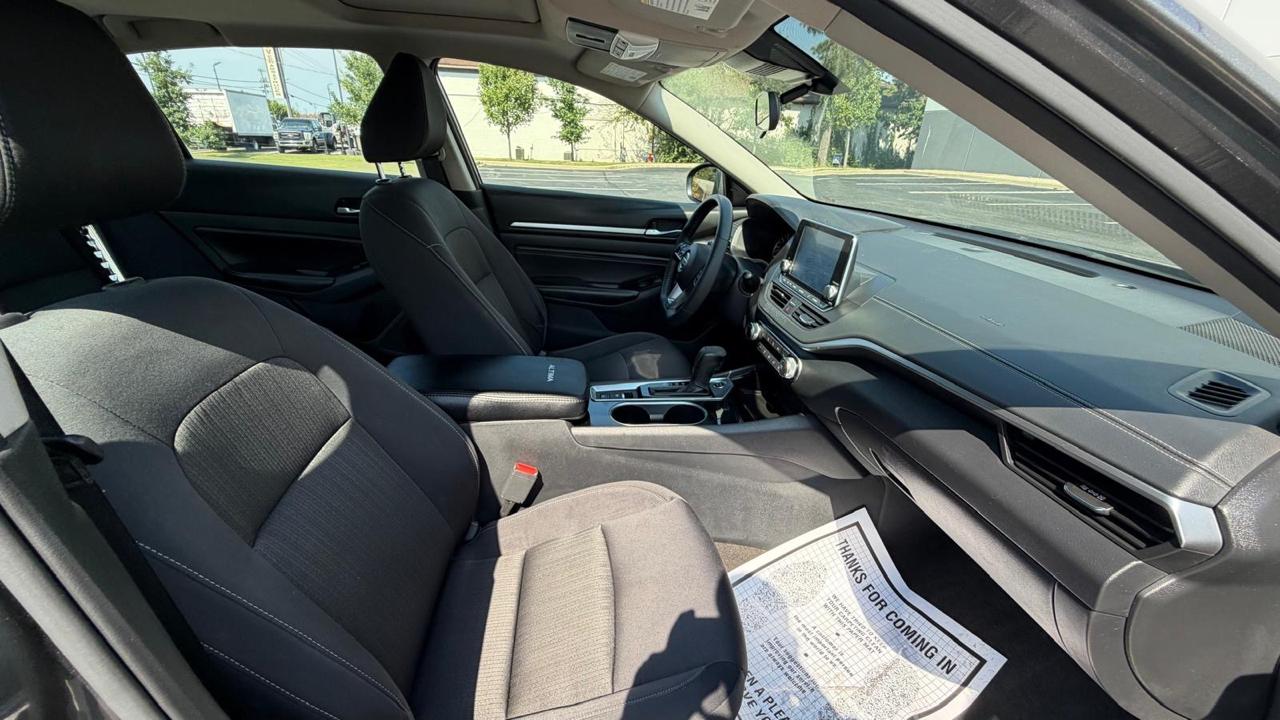 Nissan Altima 2.5 SV 2022