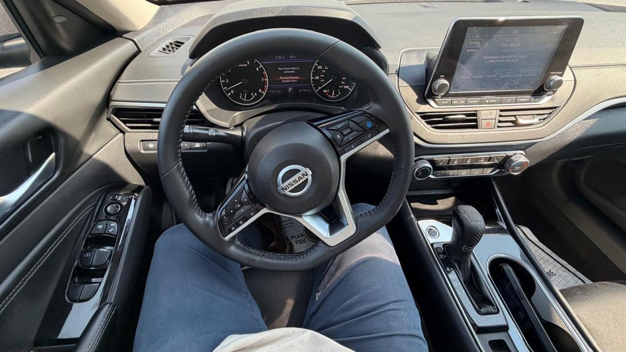 Nissan Altima 2.5 SV 2022