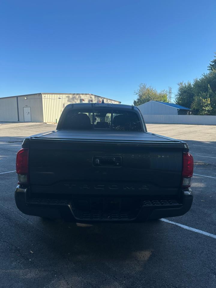 Toyota Tacoma SR5 Double Cab I4 2WD 2021