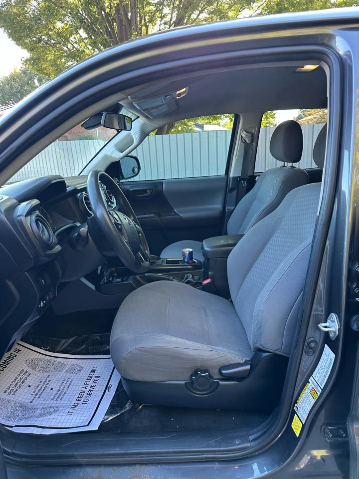 Toyota Tacoma SR5 Double Cab I4 2WD 2021