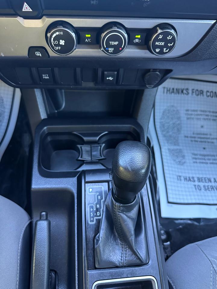 Toyota Tacoma SR5 Double Cab I4 2WD 2021