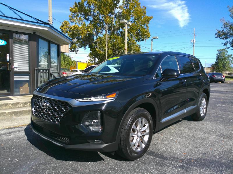 2020 Hyundai Santa Fe SEL photo 2