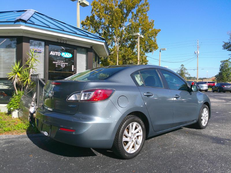 2012 Mazda Mazda3 Touring photo 5