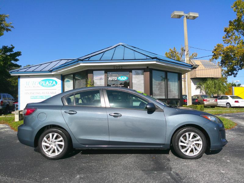 2012 Mazda Mazda3 Touring photo 8