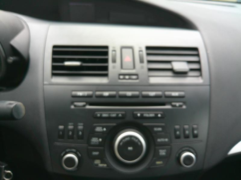 2012 Mazda Mazda3 Touring photo 16