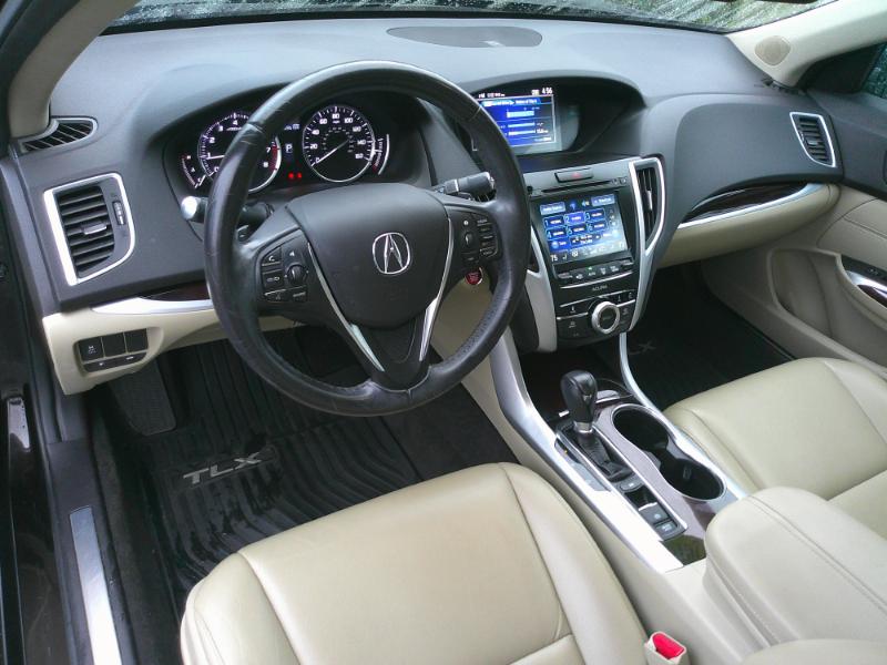 Acura TLX 8-Spd DCT 2016