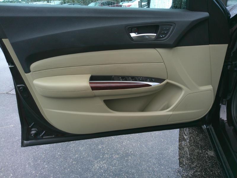 Acura TLX 8-Spd DCT 2016