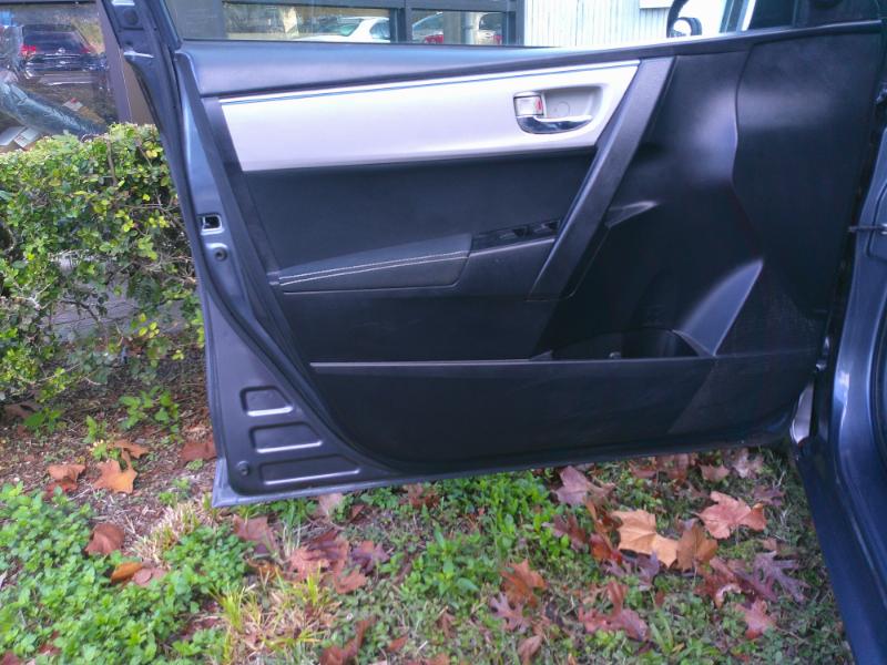 Toyota Corolla LE CVT 2014