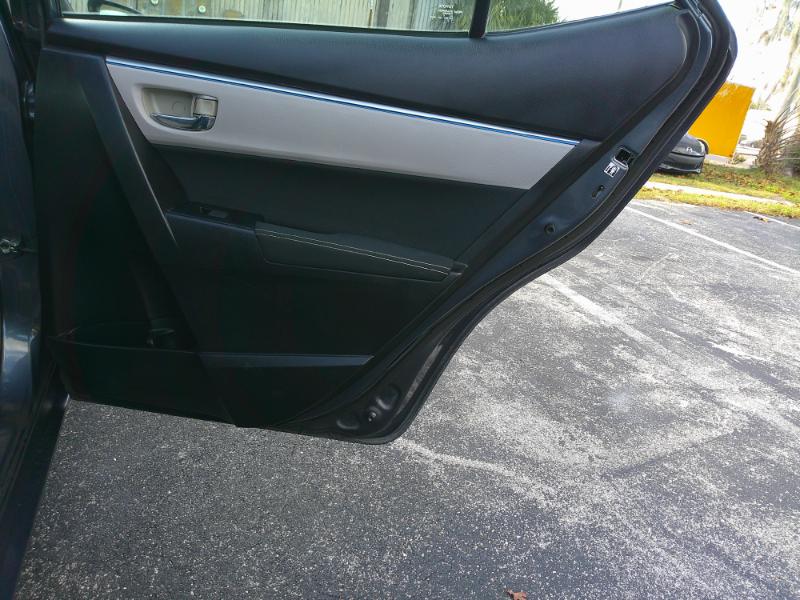 Toyota Corolla LE CVT 2014