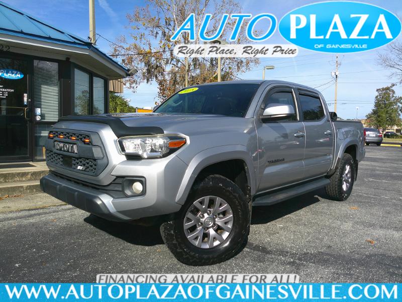 Toyota Tacoma  2018