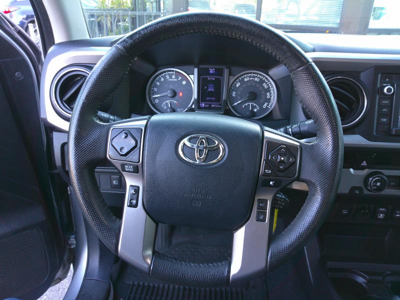 Toyota Tacoma  2018