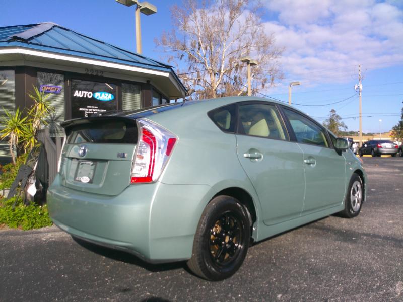 Toyota Prius Three 2015