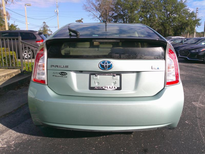 Toyota Prius Three 2015