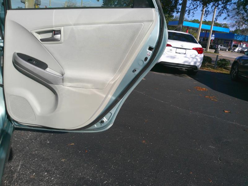 Toyota Prius Three 2015