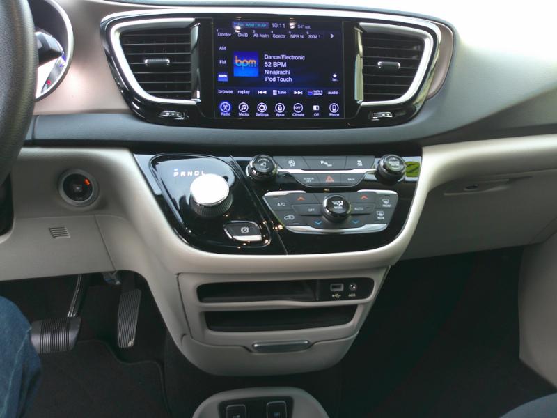 Chrysler Pacifica Touring-L 2017