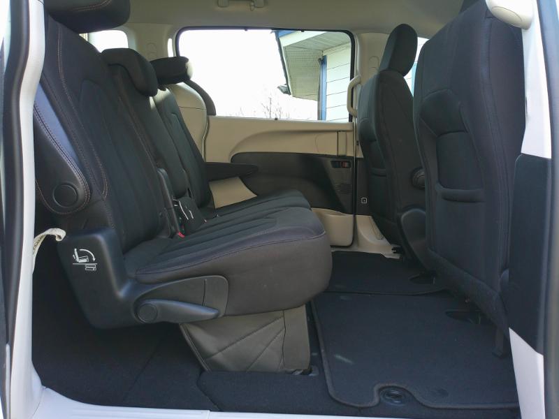 Chrysler Pacifica Touring-L 2017