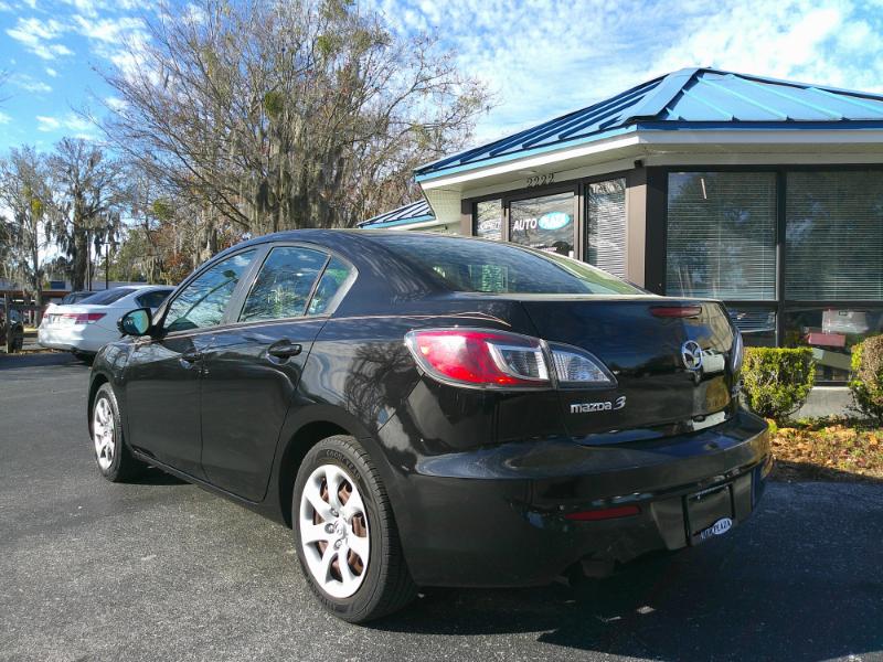 Mazda MAZDA3 i Sport 4-Door 2012