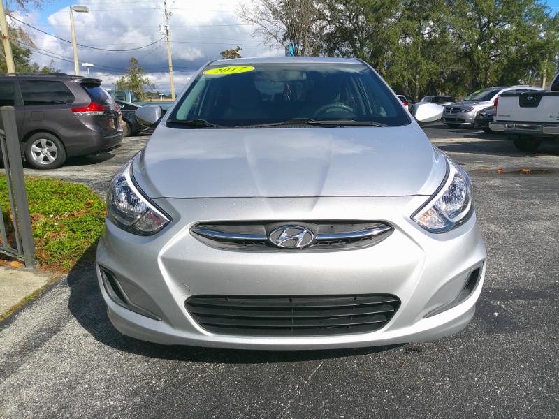 Hyundai Accent SE 4-Door 6A 2017