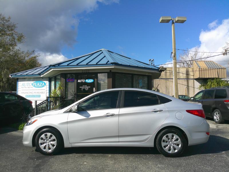 Hyundai Accent SE 4-Door 6A 2017