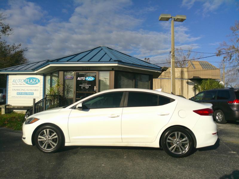 Hyundai Elantra SE 4D Sedan 2017