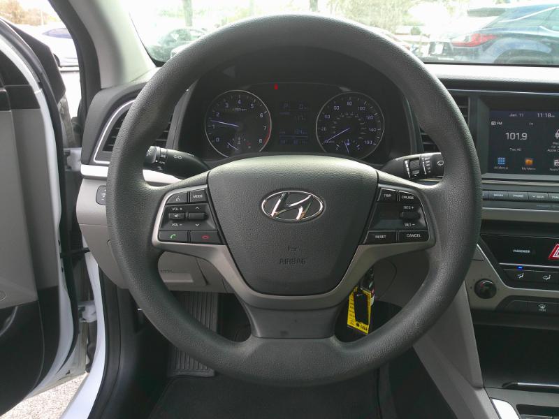 Hyundai Elantra SE 4D Sedan 2017