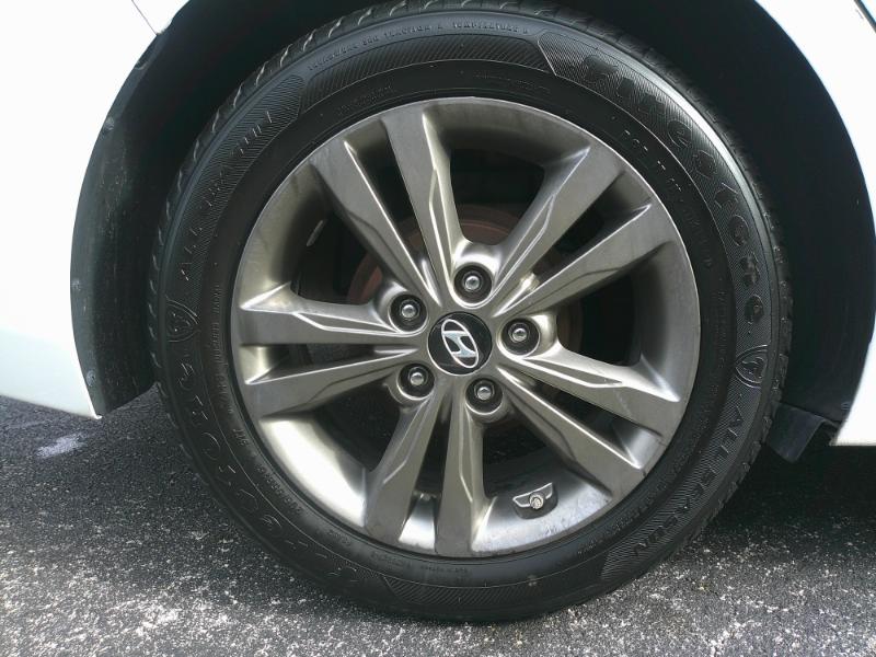 Hyundai Elantra SE 4D Sedan 2017