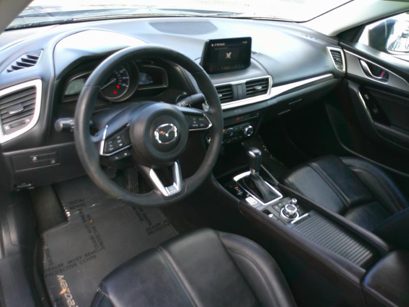 Mazda MAZDA3 s Touring AT 4-Door 2018