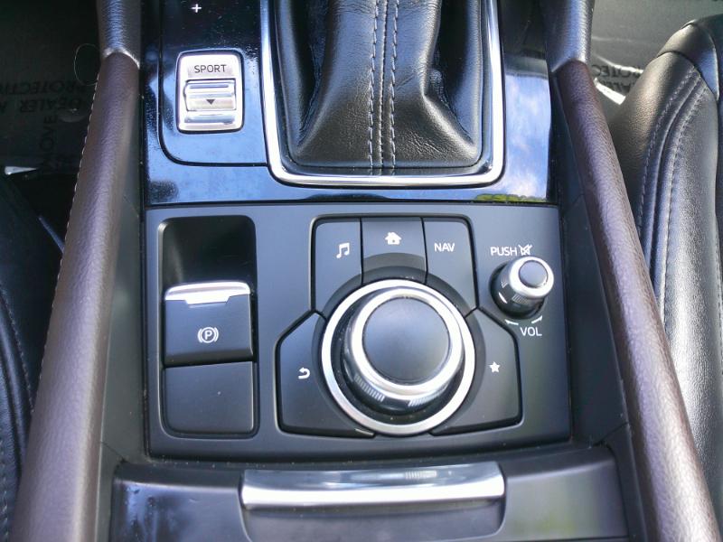 Mazda MAZDA3 s Touring AT 4-Door 2018