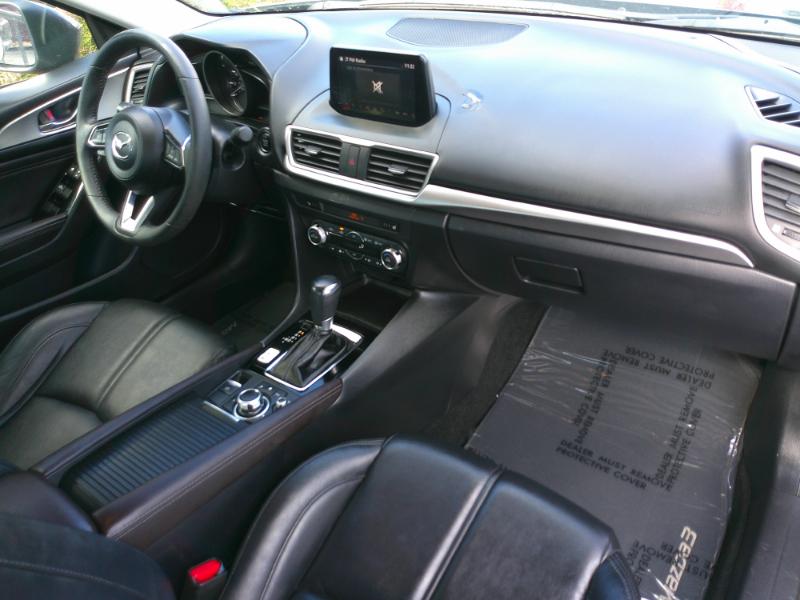 Mazda MAZDA3 s Touring AT 4-Door 2018