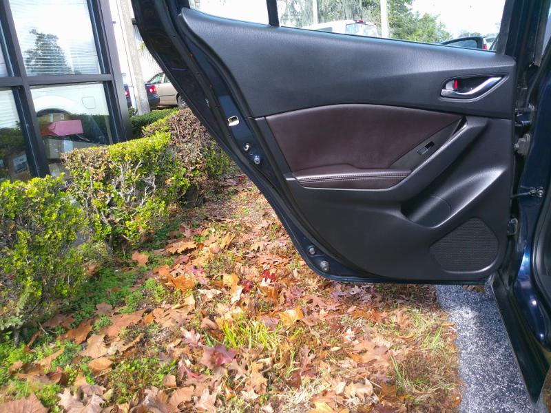 Mazda MAZDA3 s Touring AT 4-Door 2018