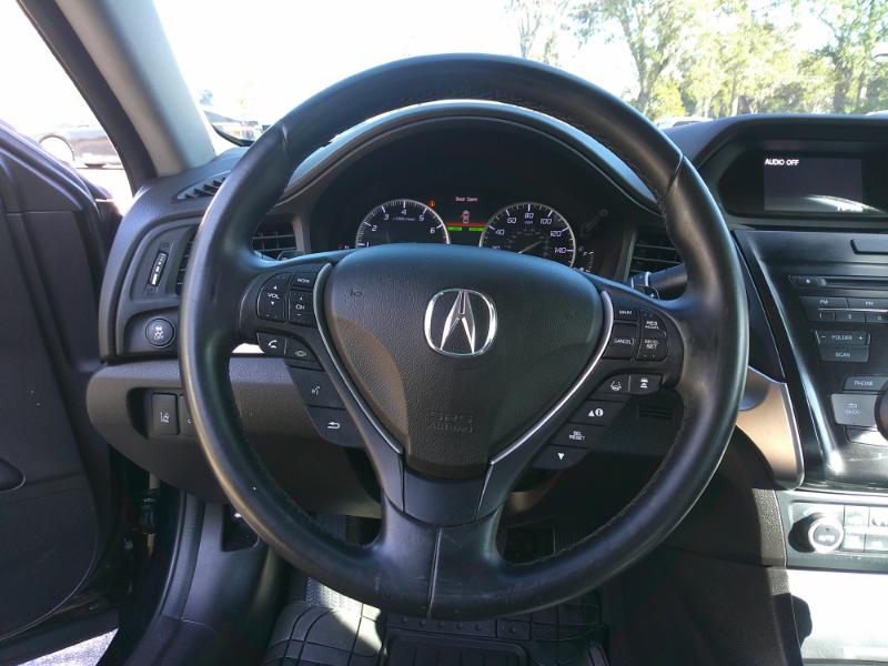 Acura ILX 8-Spd AT w/ AcuraWatch Plus Package 2017