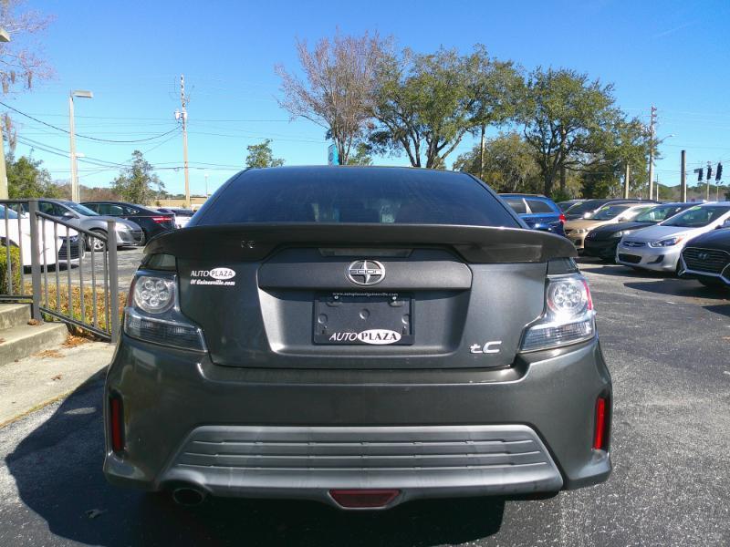 Scion tC Sports Coupe 6-Spd AT 2015