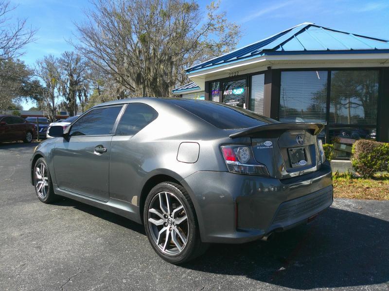 Scion tC Sports Coupe 6-Spd AT 2015
