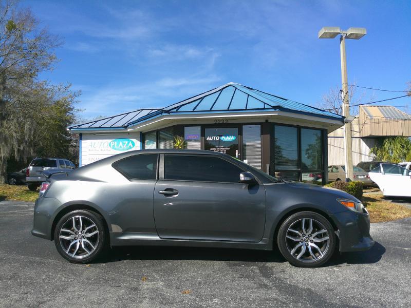 Scion tC Sports Coupe 6-Spd AT 2015
