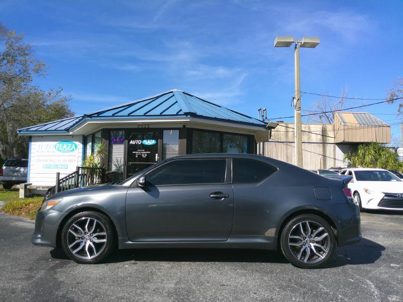 Scion tC Sports Coupe 6-Spd AT 2015