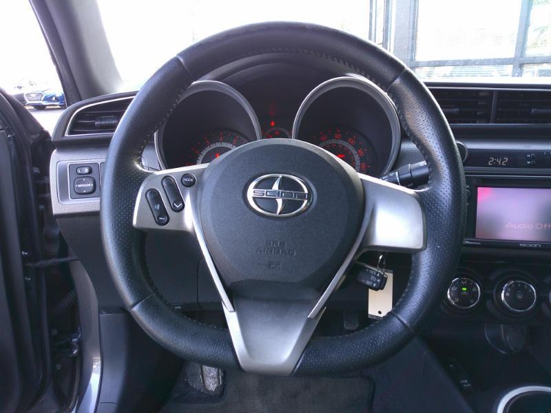 Scion tC Sports Coupe 6-Spd AT 2015