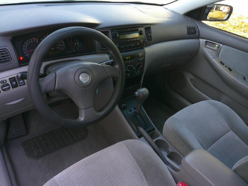Toyota Corolla LE 2008