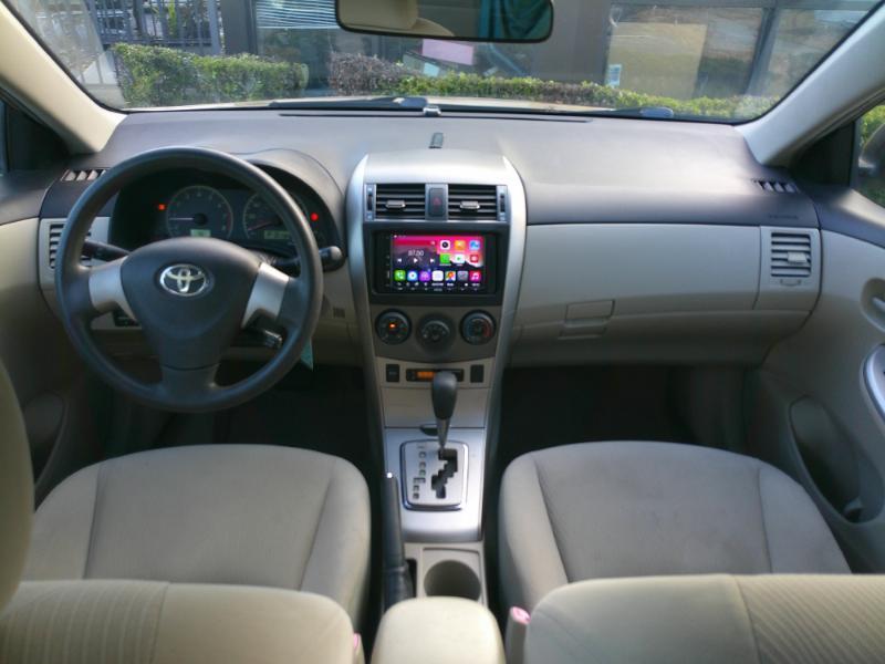 Toyota Corolla LE 4-Speed AT 2011