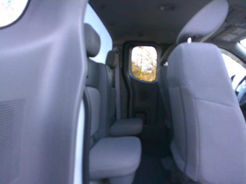 Nissan Frontier S King Cab I4 5AT 2WD 2018