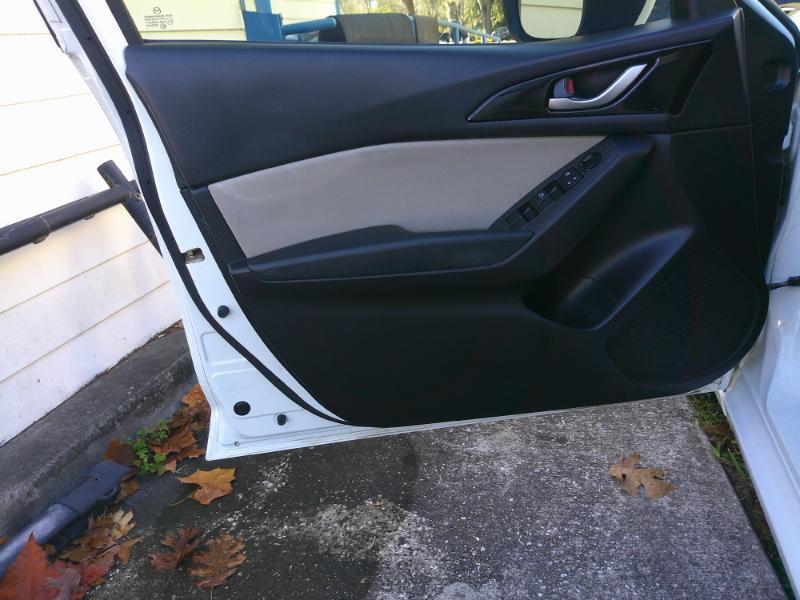 Mazda MAZDA3 i Sport AT 4-Door 2014