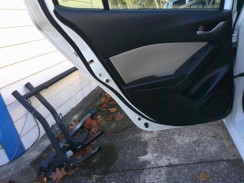 Mazda MAZDA3 i Sport AT 4-Door 2014