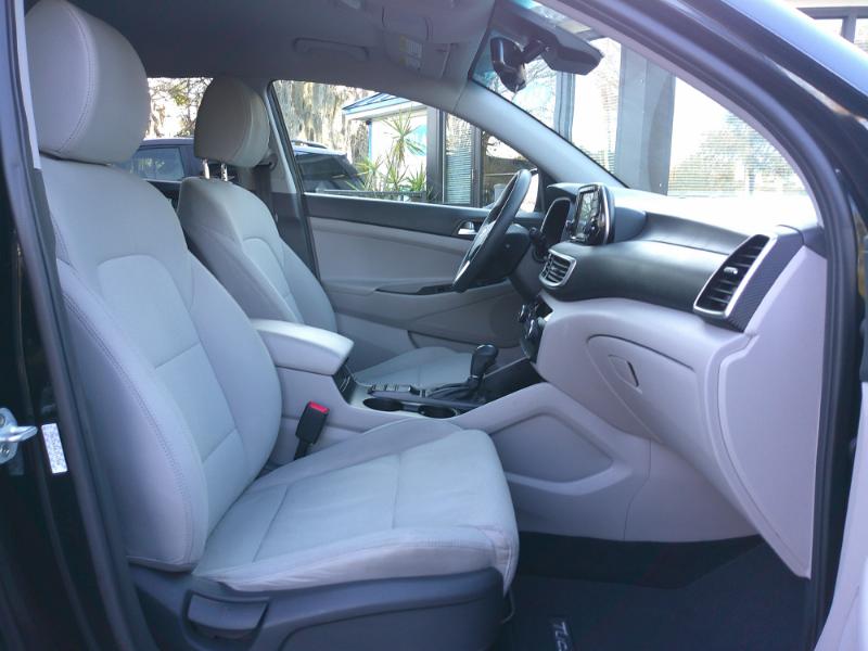 Hyundai Tucson Value 4D SUV FWD 2020