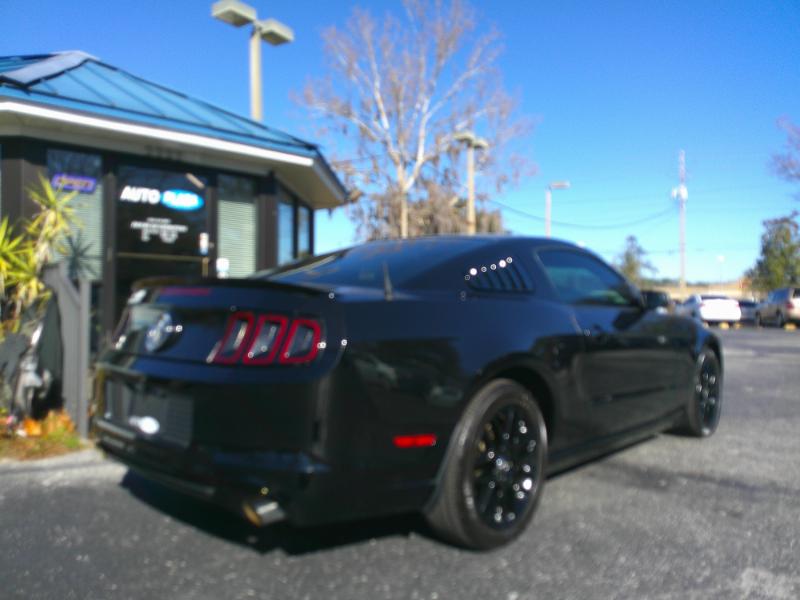 Ford Mustang V6 Coupe 2014