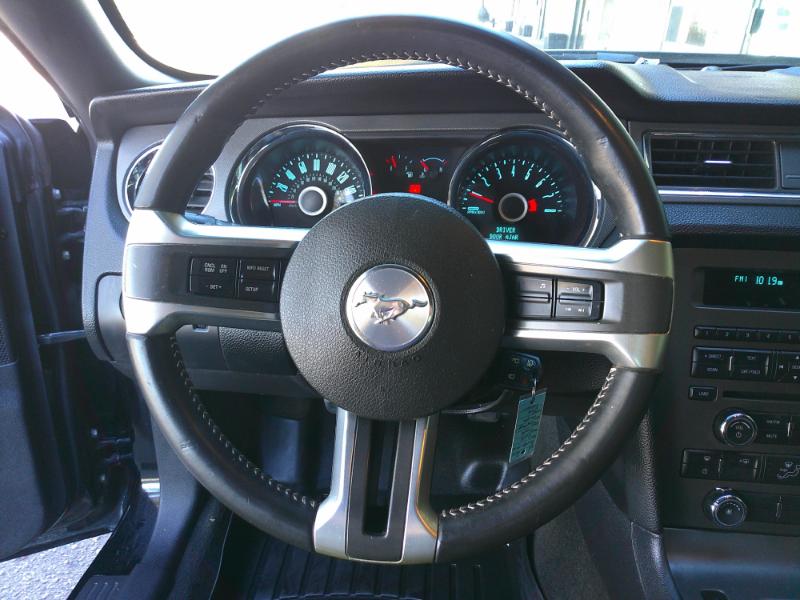 Ford Mustang V6 Coupe 2014