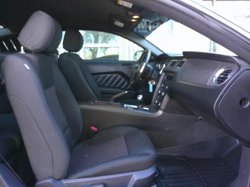 Ford Mustang V6 Coupe 2014