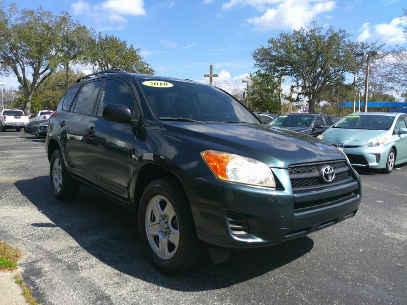 Toyota RAV4 Base I4 2WD 2010
