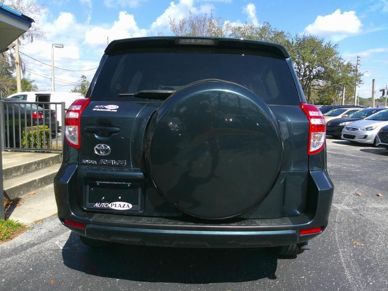 Toyota RAV4 Base I4 2WD 2010