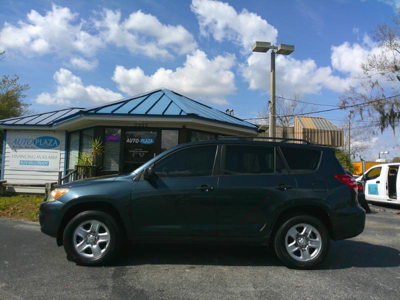 Toyota RAV4 Base I4 2WD 2010